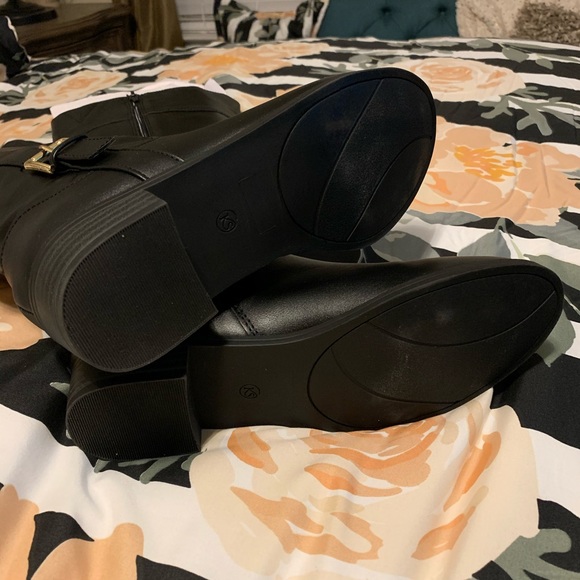 Women’s Riding Boots - Picture 4 of 4